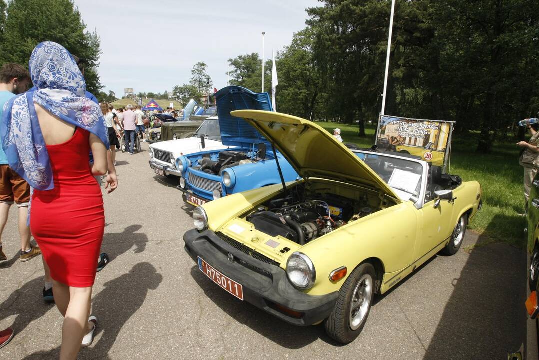 Automobilių paroda Klaipėdoje