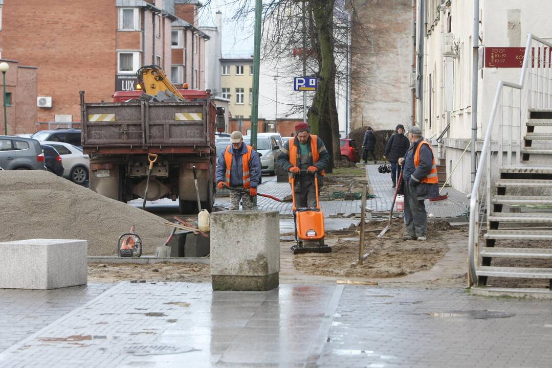 Puodžių gatvės remontas atidėtas