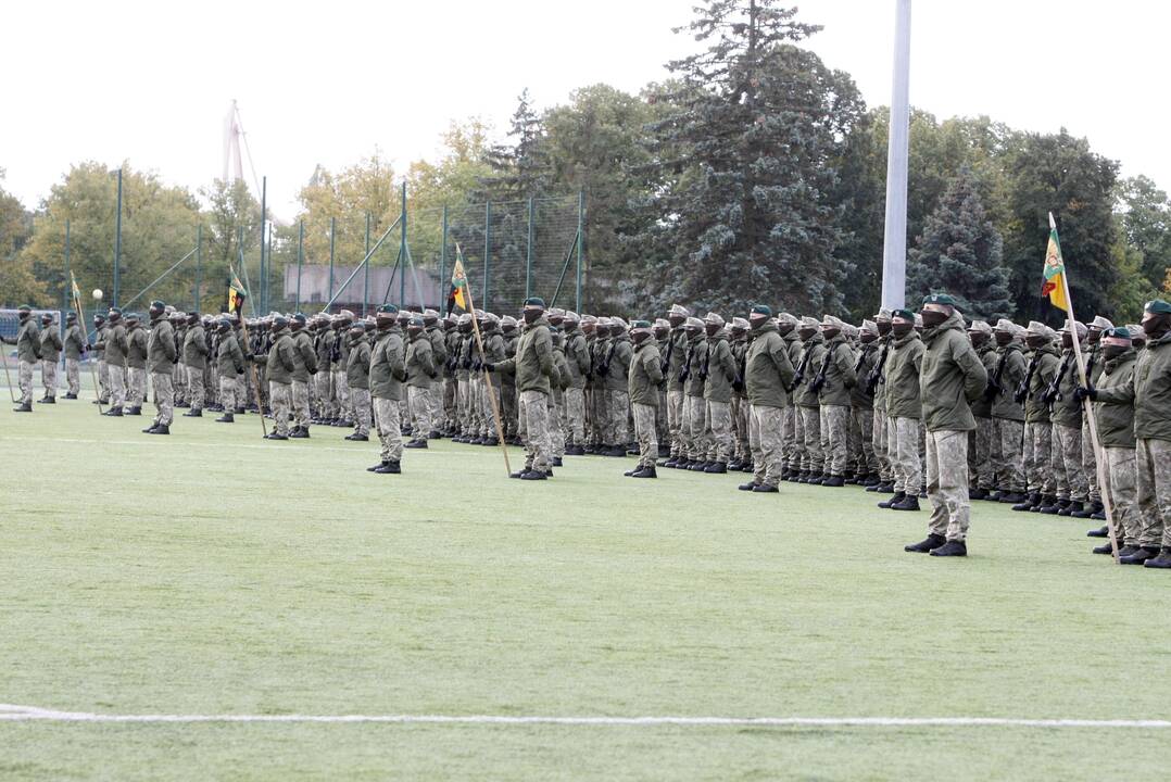 Klaipėdoje privalomosios pradinės karo tarnybos kariai prisiekė negailėti gyvybės