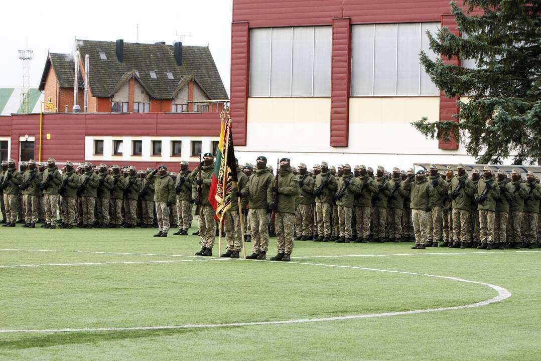 Klaipėdoje privalomosios pradinės karo tarnybos kariai prisiekė negailėti gyvybės