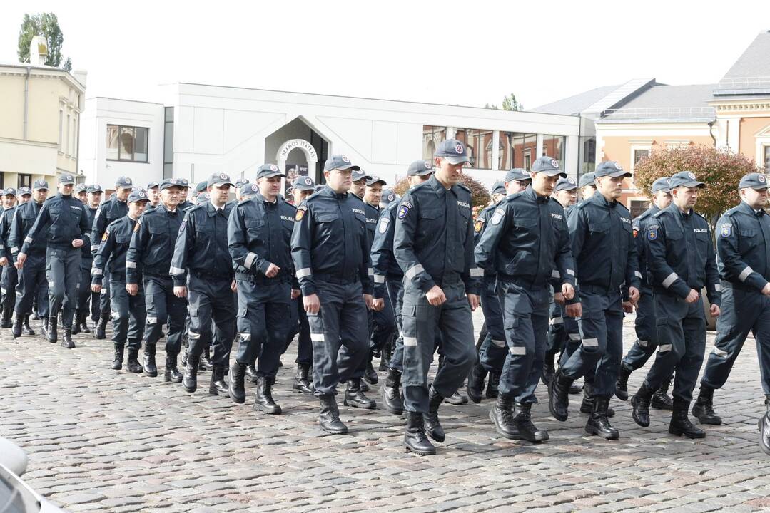 Uostamiestyje policininkai pakvietė švęsti kartu