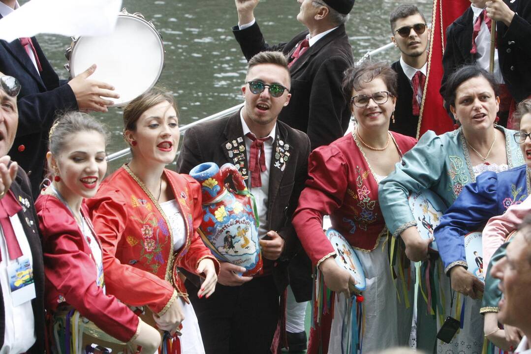 Tarptautinis folkloro festivalis "Parbėg laivelis 2016"