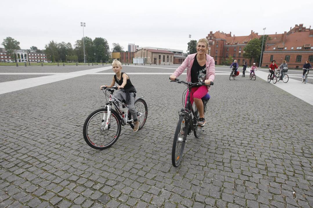 Savižudybių prevencijos dieną paminėjo dviračių žygiu