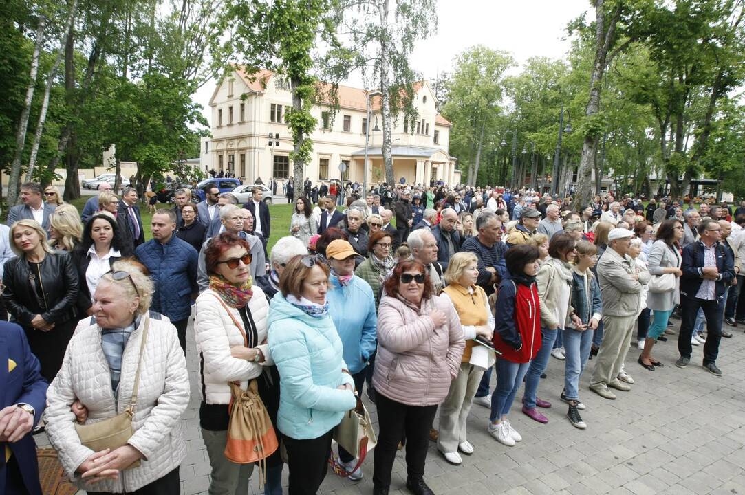 Stasio Povilaičio parašo atidengimas Palangoje