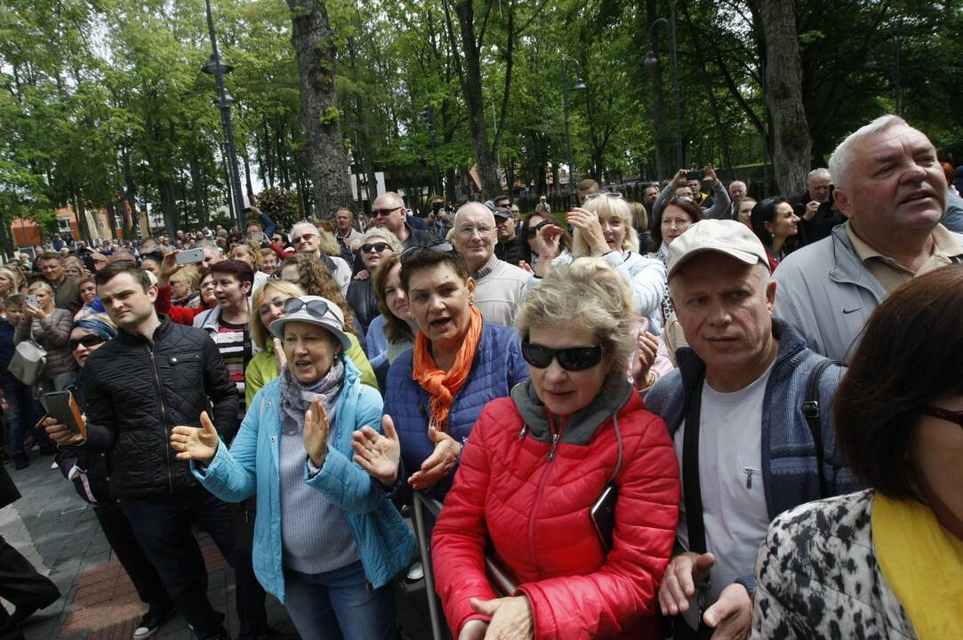 Stasio Povilaičio parašo atidengimas Palangoje