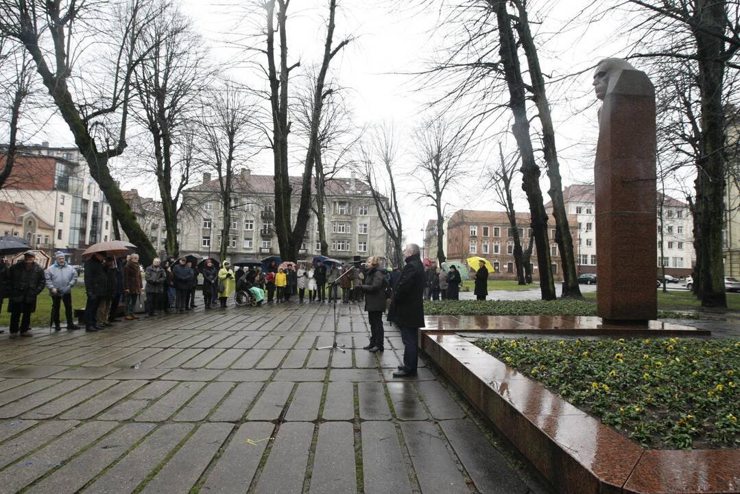 Klaipėdiečiai minėjo K.Donelaičio gimtadienį