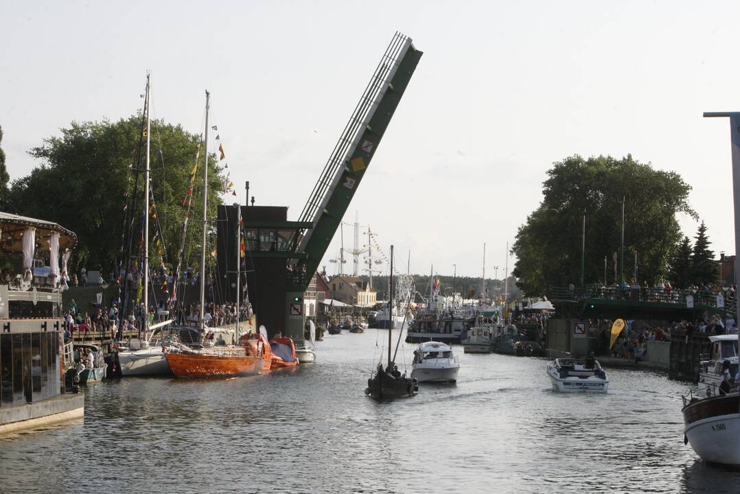 Smalsuoliai gėrėjosi „Dangės flotilės“ laivais