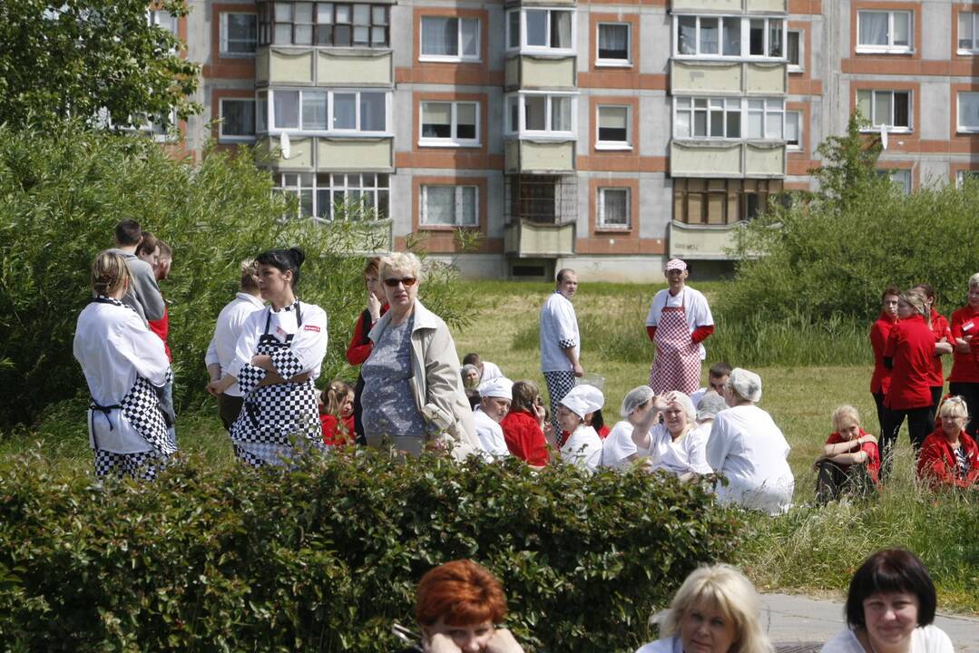 Pranešimas apie galimą prekybos centro sprogimą nepasitvirtino