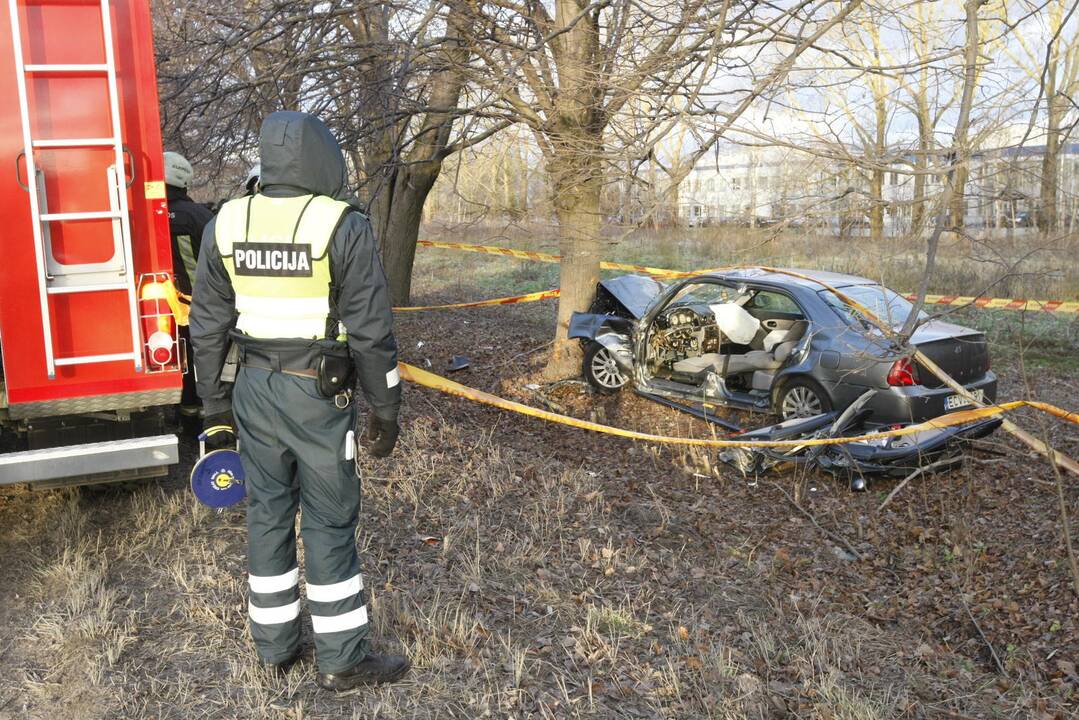 Kraupi avarija Klaipėdoje: žuvo jauna mergina