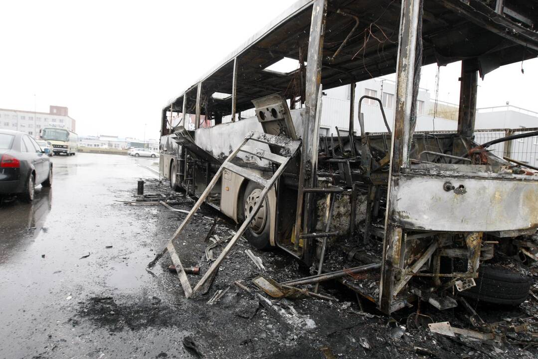 Klaipėdoje sudegė autobusas