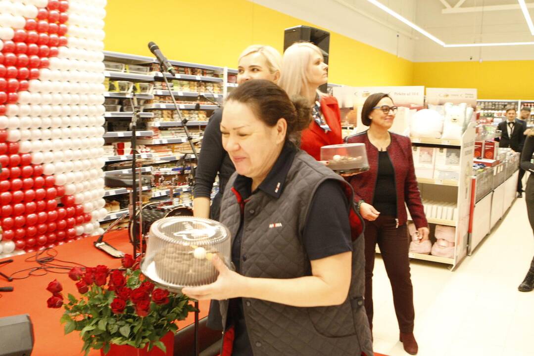 Klaipėdiečių laukta „Maxima“ stebino asortimento gausa