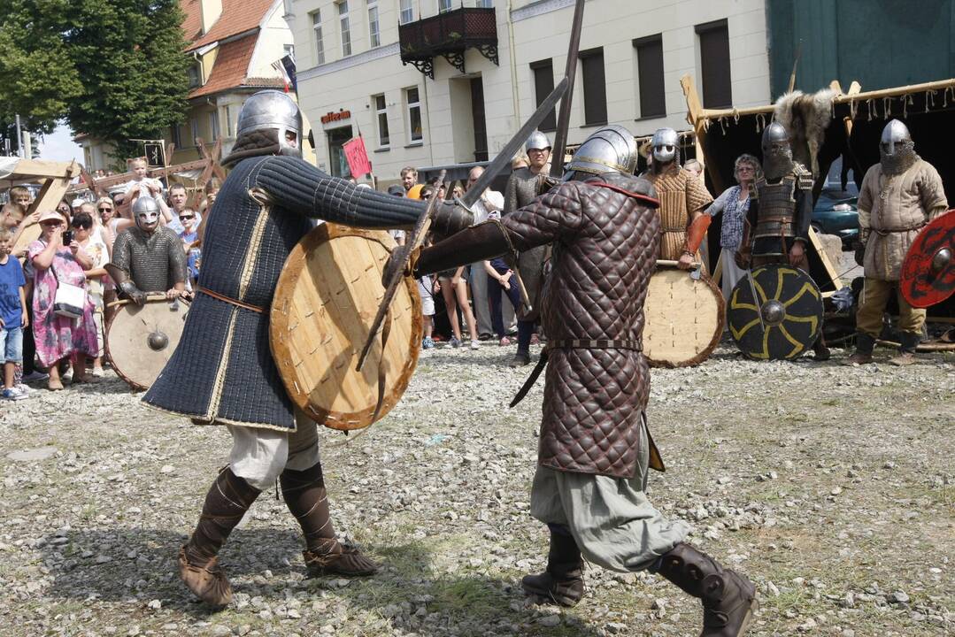 Kuršių ir vikingų stovykla