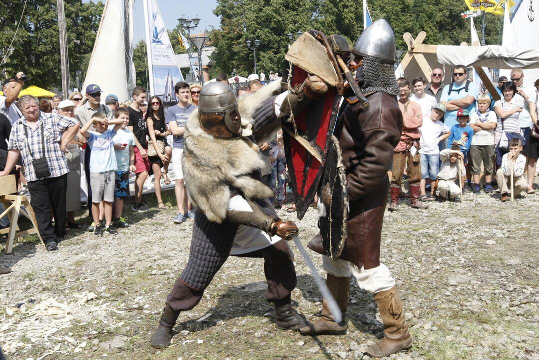 Kuršių ir vikingų stovykla