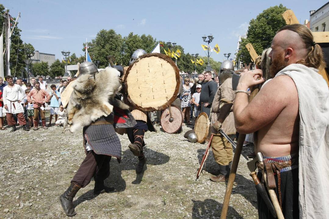 Kuršių ir vikingų stovykla