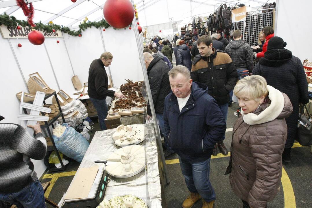 Klaipėdoje atidaryta kalėdinė mugė