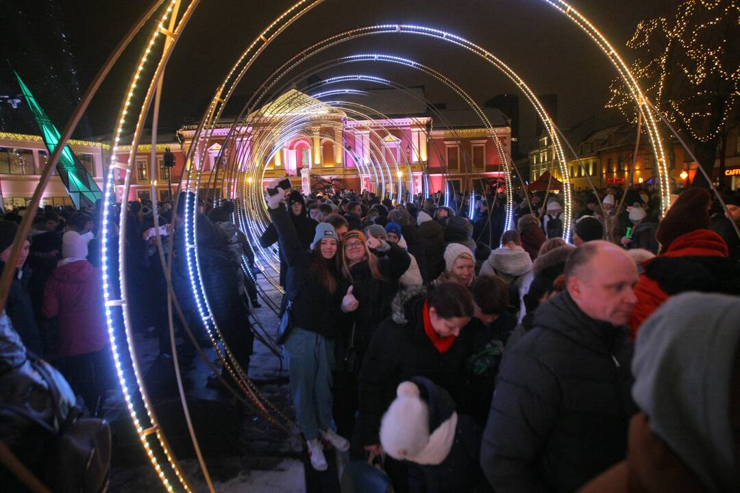 Uostamiestyje sužibo unikali Kalėdų eglutė