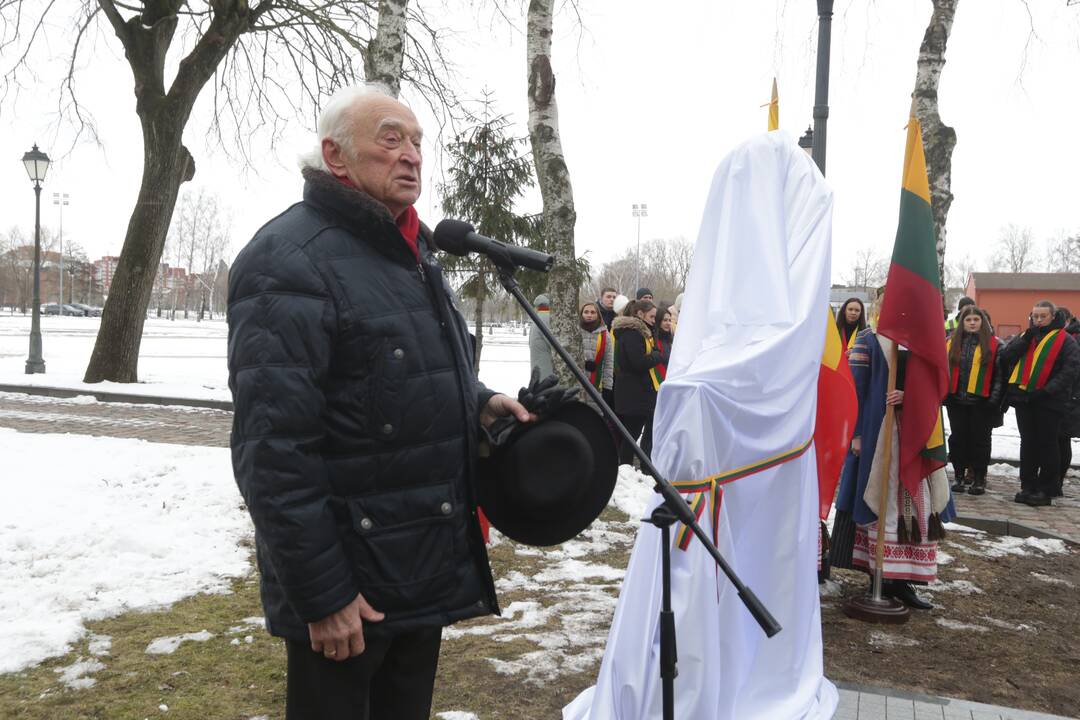  Alfonsui Žaliui biusto atidengimo ceremonija