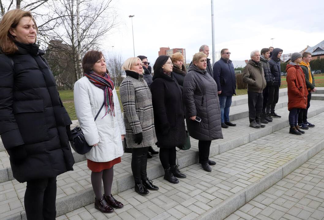 JAV kariai Kauno kadetams padovanojo sporto salę