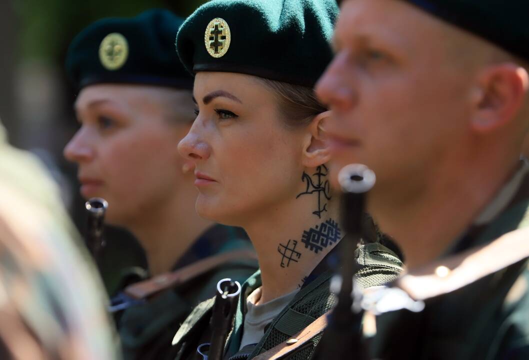 LŠS vadų keitimosi ceremonija