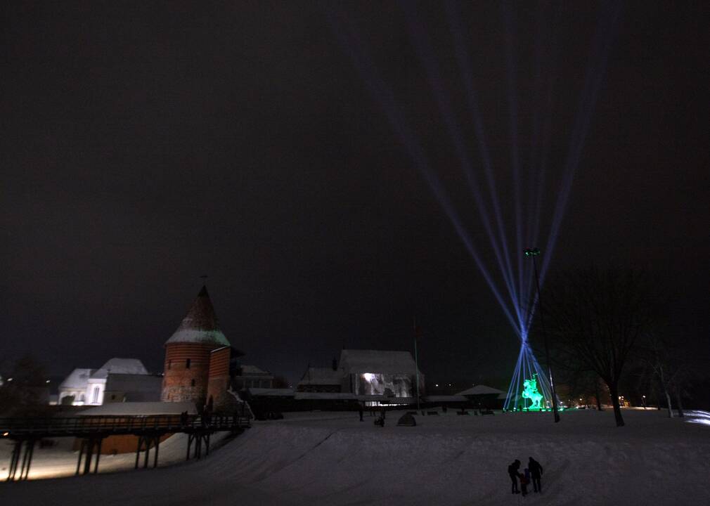 „Laisvės karys“ pasipuošė šventinėmis spalvomis