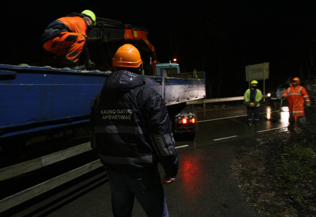 Blokuojami įvažiavimai į Kauną