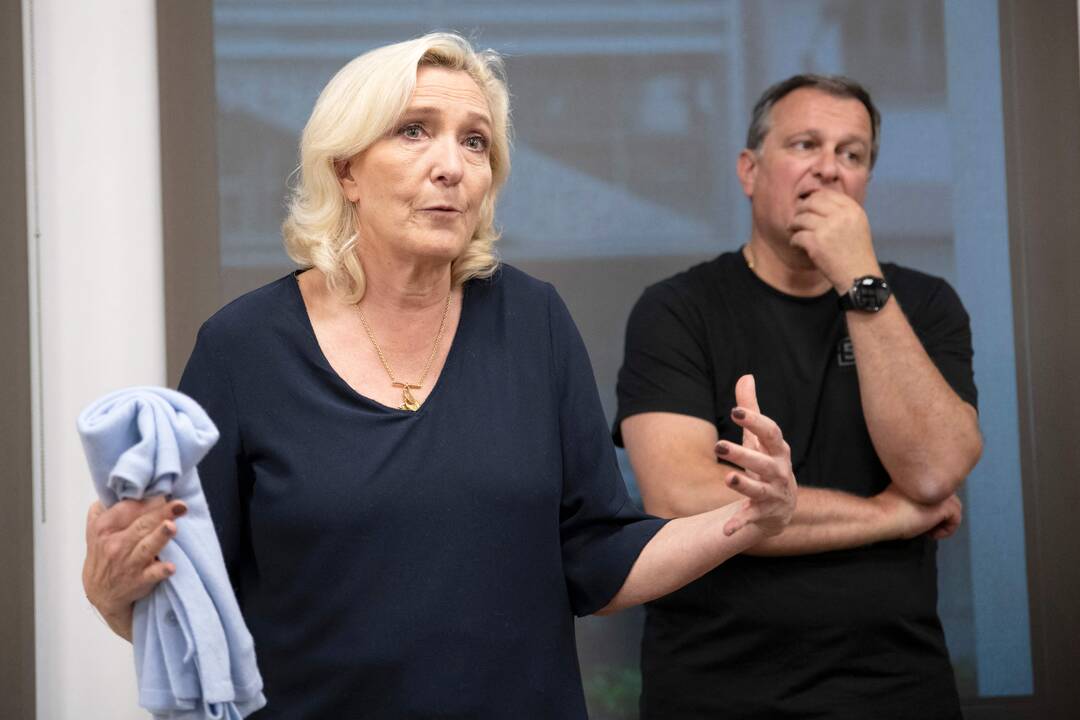 Le Pen sukvietė Europos kraštutinius dešiniuosius į susitikimą