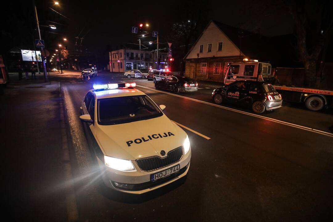 Avarija Savanorių pr. ir K. Petrausko g. sankryžoje