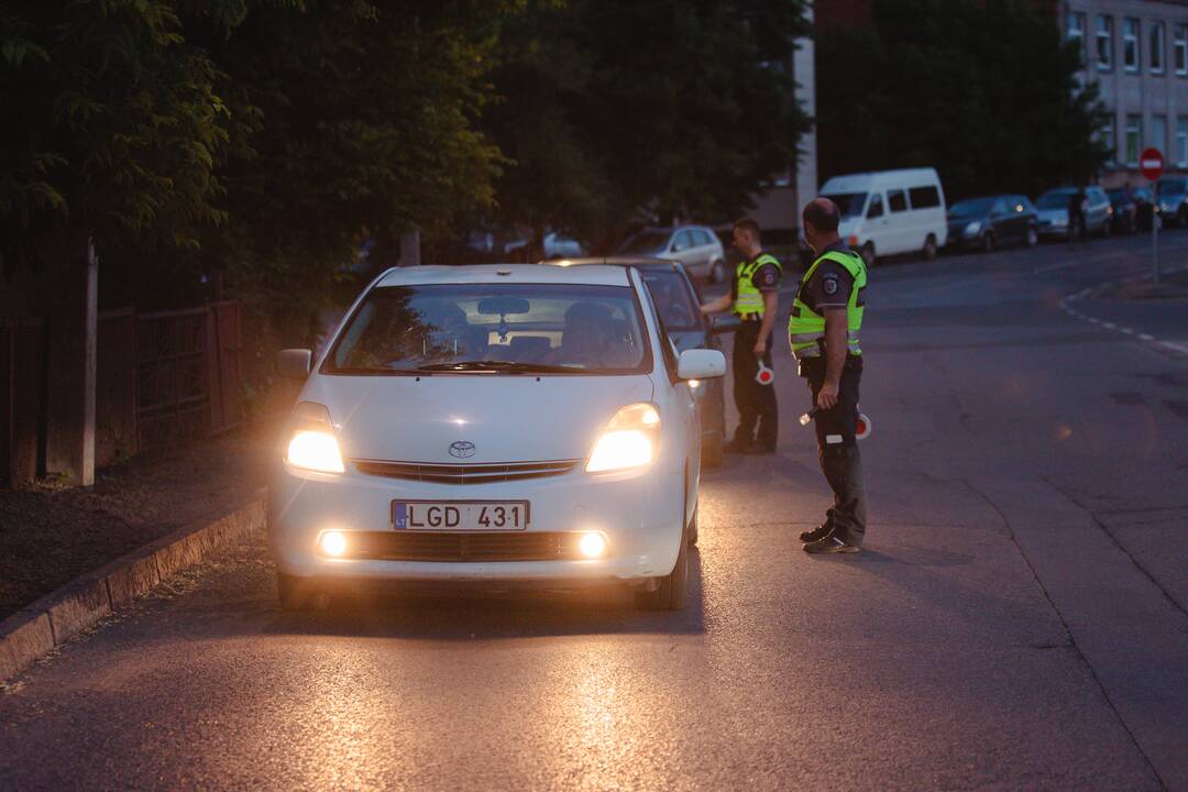 Kaune vyko reidas: policija tikrino vairuotojų blaivumą