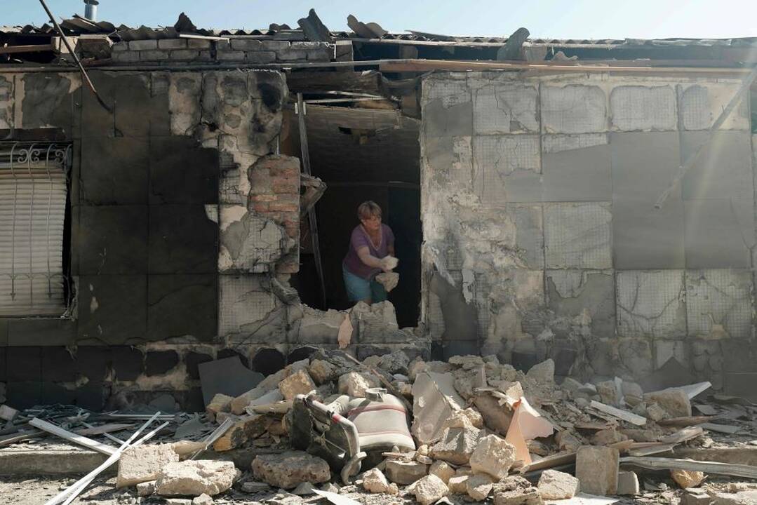 Rusijai apšaudžius Ukrainos Chersono sritį sužeisti septyni žmonės