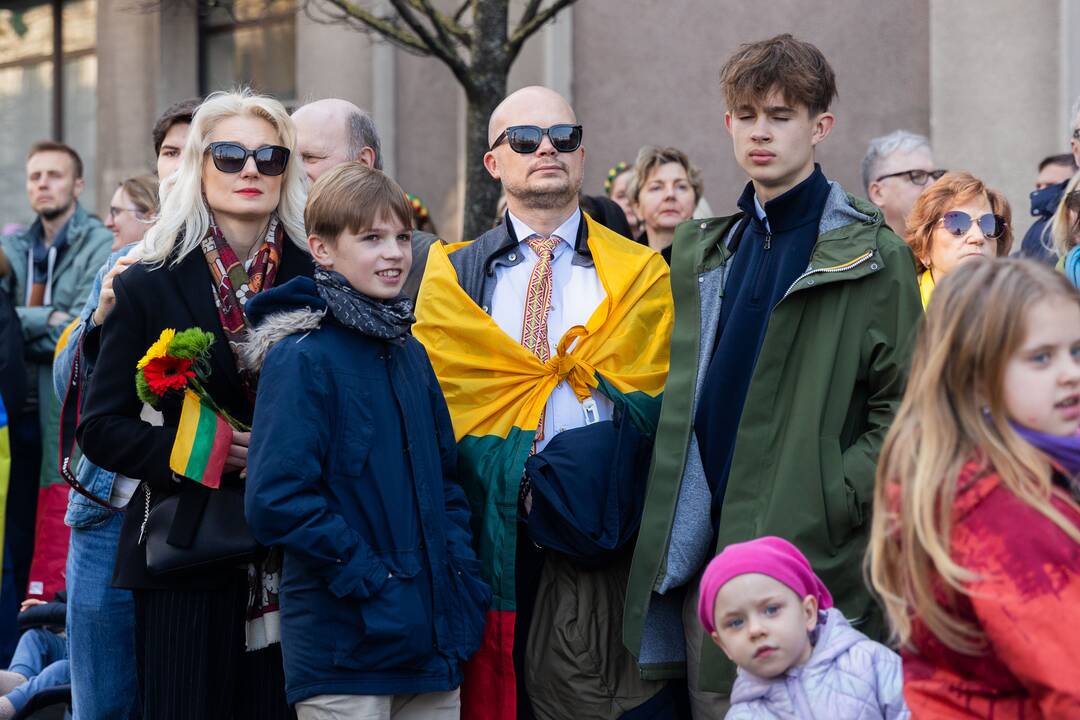 Eisena „Nepriklausomybės atkūrimo kelias“