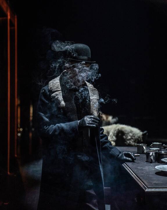 Komanda: A.Špilevojaus istoriją scenoje pasakos teatro kritikų ir žiūrovų puikiai vertinami aktoriai.