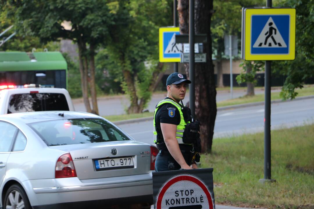 Akimirkos iš reido.