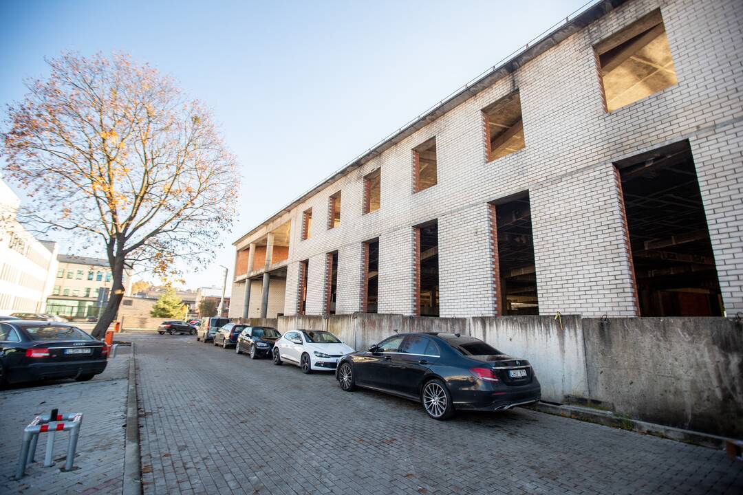 Nebaigtas statyti turgus Šiaulių gatvėje