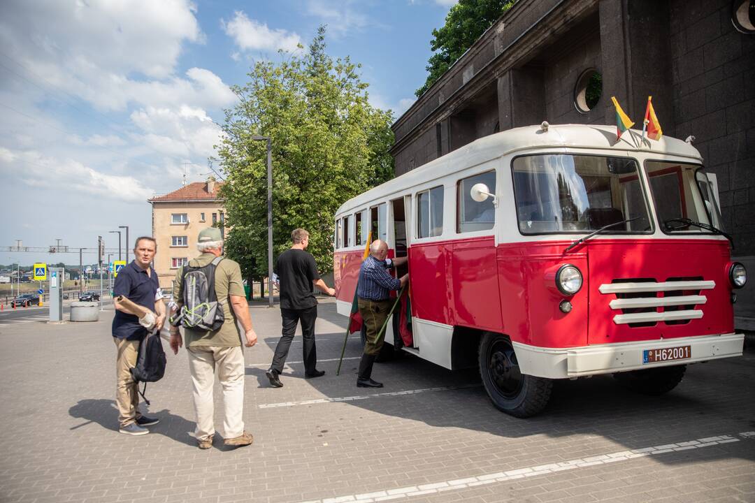Birželio sukilimo 80-mečio minėjimas