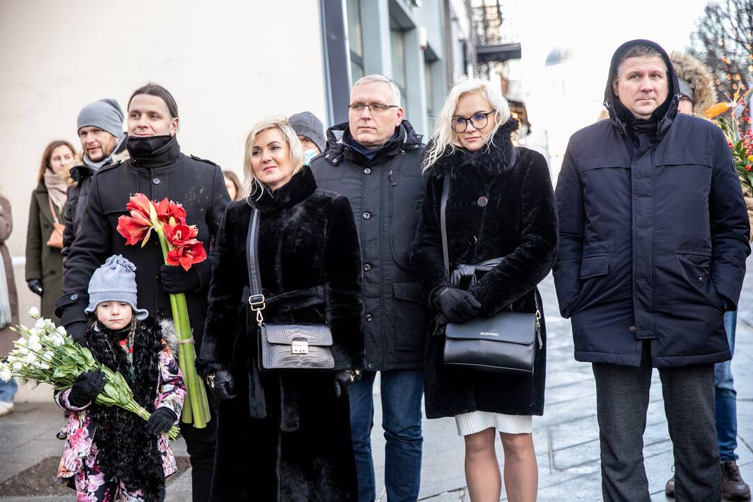Prie „Romuvos“ atidengta K. Balčiūno skulptūra „Pirmas filmas“
