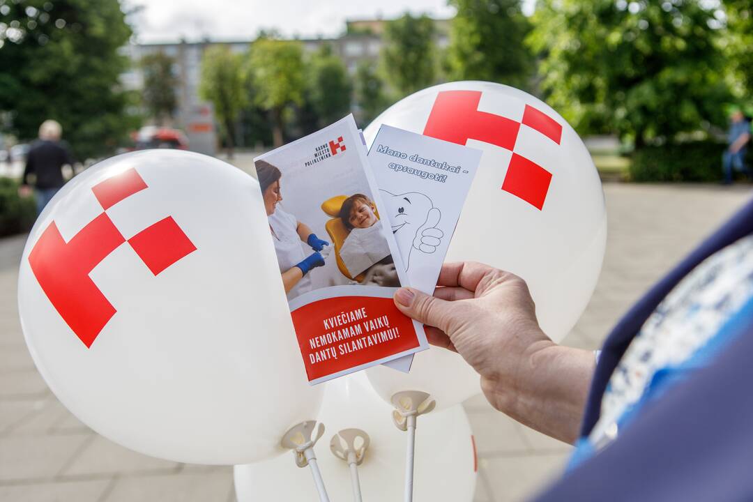 Vaikų gynimo dienos proga - Kauno miesto poliklinikos medikų sveikinimai