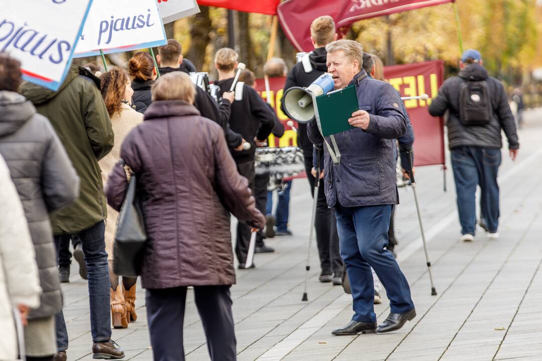 Kaune surengtas mitingas prieš skurdą