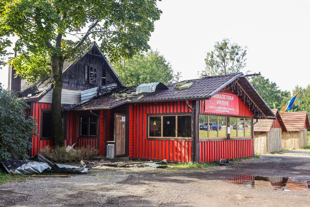 Kaune liepsnojo kaukazietiškas restoranas