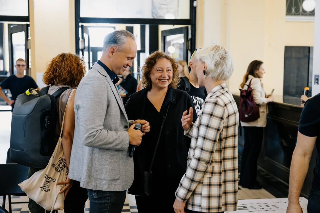 Kauno bienalės ambasadoriaus Viktoro Diawaros „Afrodelic“ koncertas, parodų atidarymas