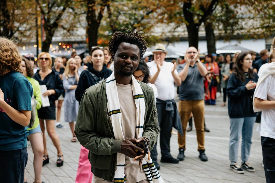 Kauno bienalės ambasadoriaus Viktoro Diawaros „Afrodelic“ koncertas, parodų atidarymas