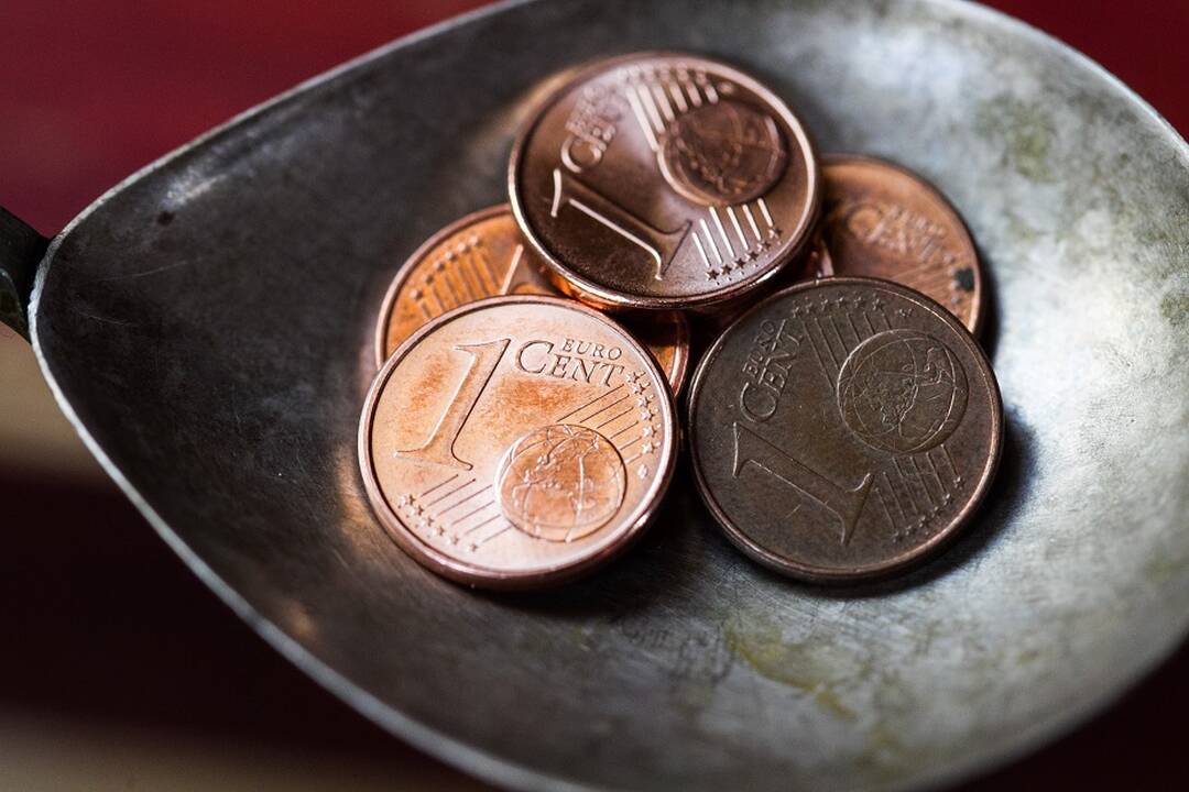 Per pirmą mėnesį grąžintas įspūdingas kiekis vieno ir dviejų centų monetų