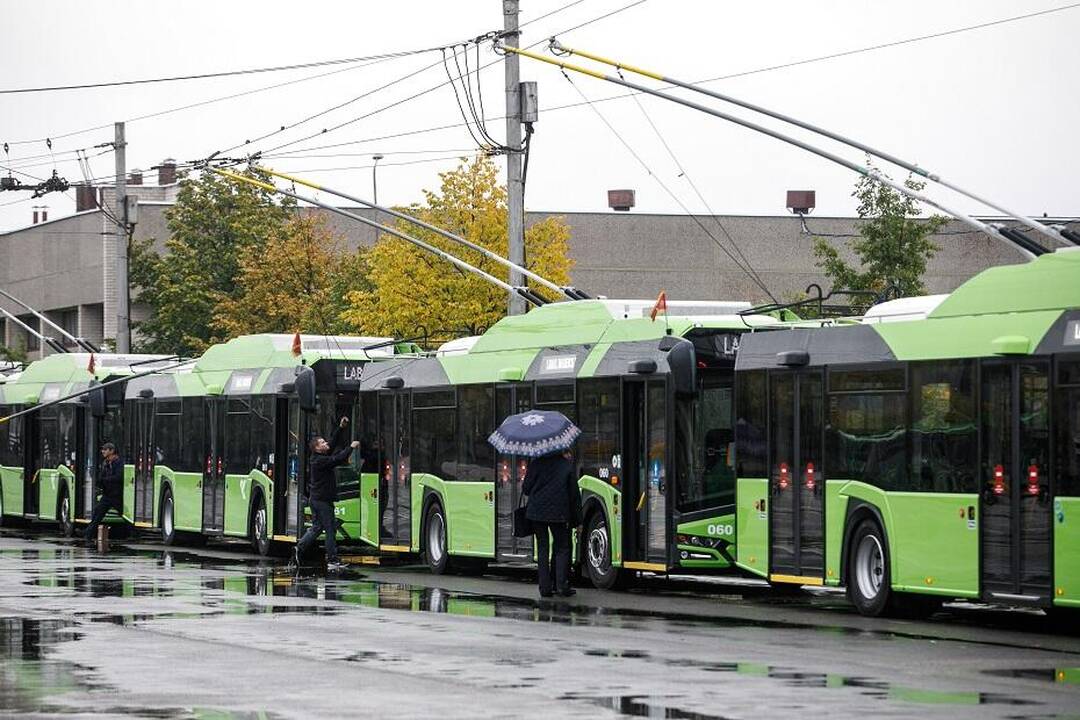 Seimas pritartų įtraukti transportą į atsinaujinančių energijos išteklių vienetų prekybą