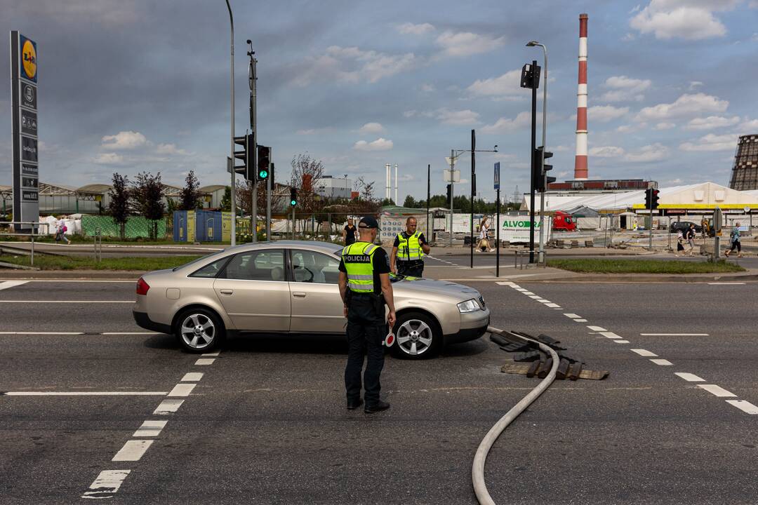 Didžiulis gaisras įmonėje „Ecoservice“