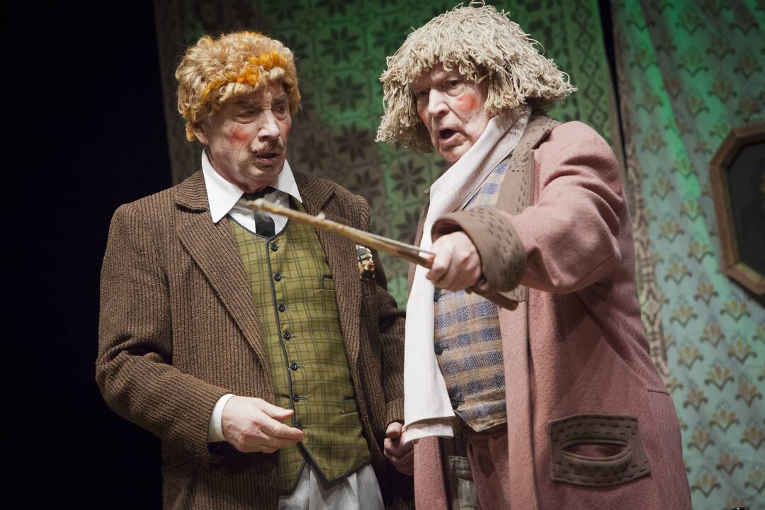 Kelias: „Teatras sužavėjo mane mokykloje, iki šiol džiaugiuosi ir didžiuojuosi savo pasirinkimu“, – tikina Nacionalinio Kauno dramos teatro aktorius A. Pintukas. 