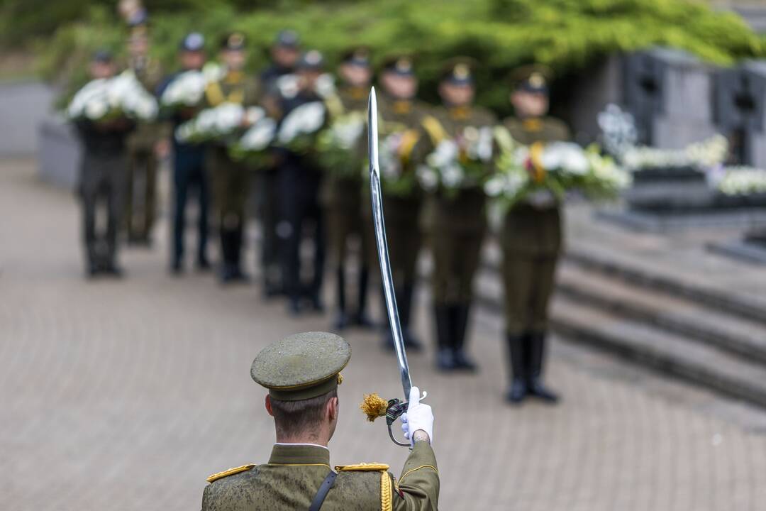 Medininkų žudynių pagerbimo ceremonija Antakalnio kapinėse