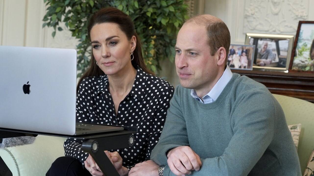 Rūmai: Kate ir Williamas sujaudinti visuomenės nuoširdumo 