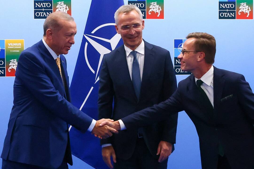 Turkijos parlamento komitetas svarstys Švedijos paraišką dėl narystės NATO