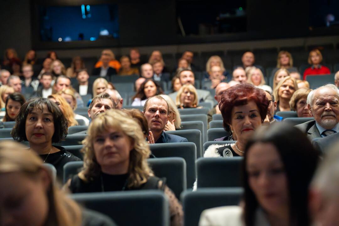 „Auksinių Teatro Rūtos šakelių įteikimo šventė“