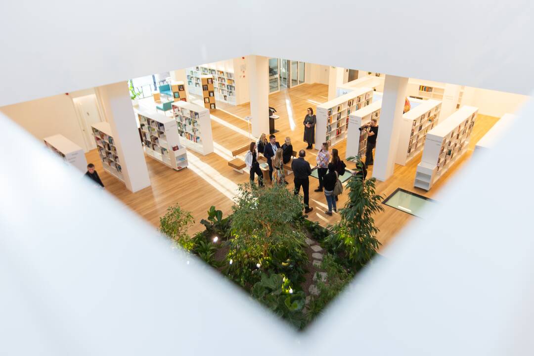 Ąžuolyno bibliotekos pristatymas