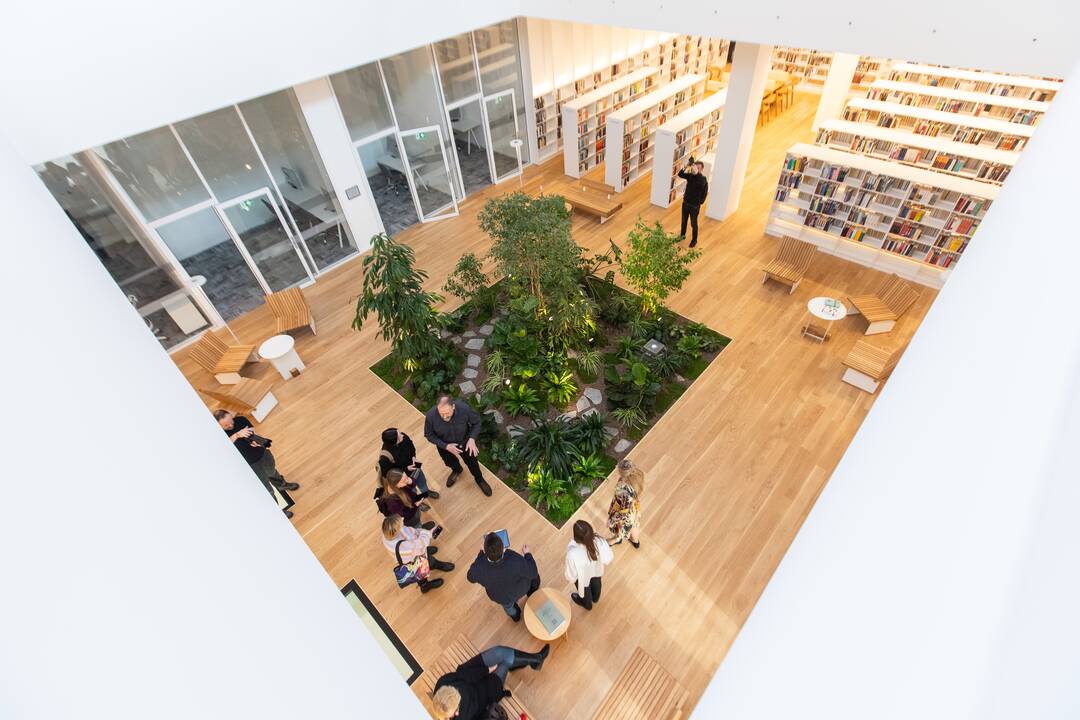 Ąžuolyno bibliotekos pristatymas
